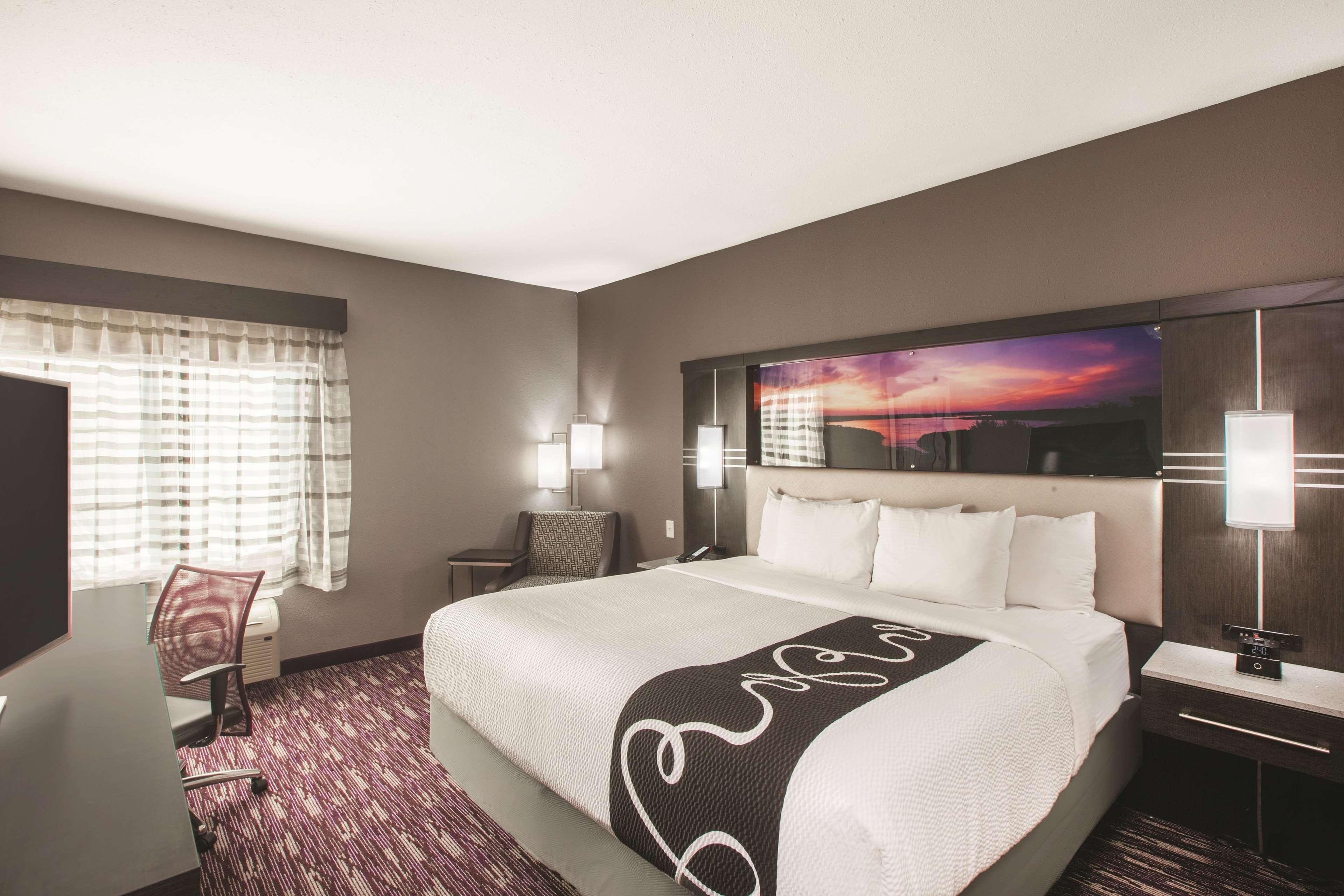 La Quinta By Wyndham Kingsville Bagian luar foto