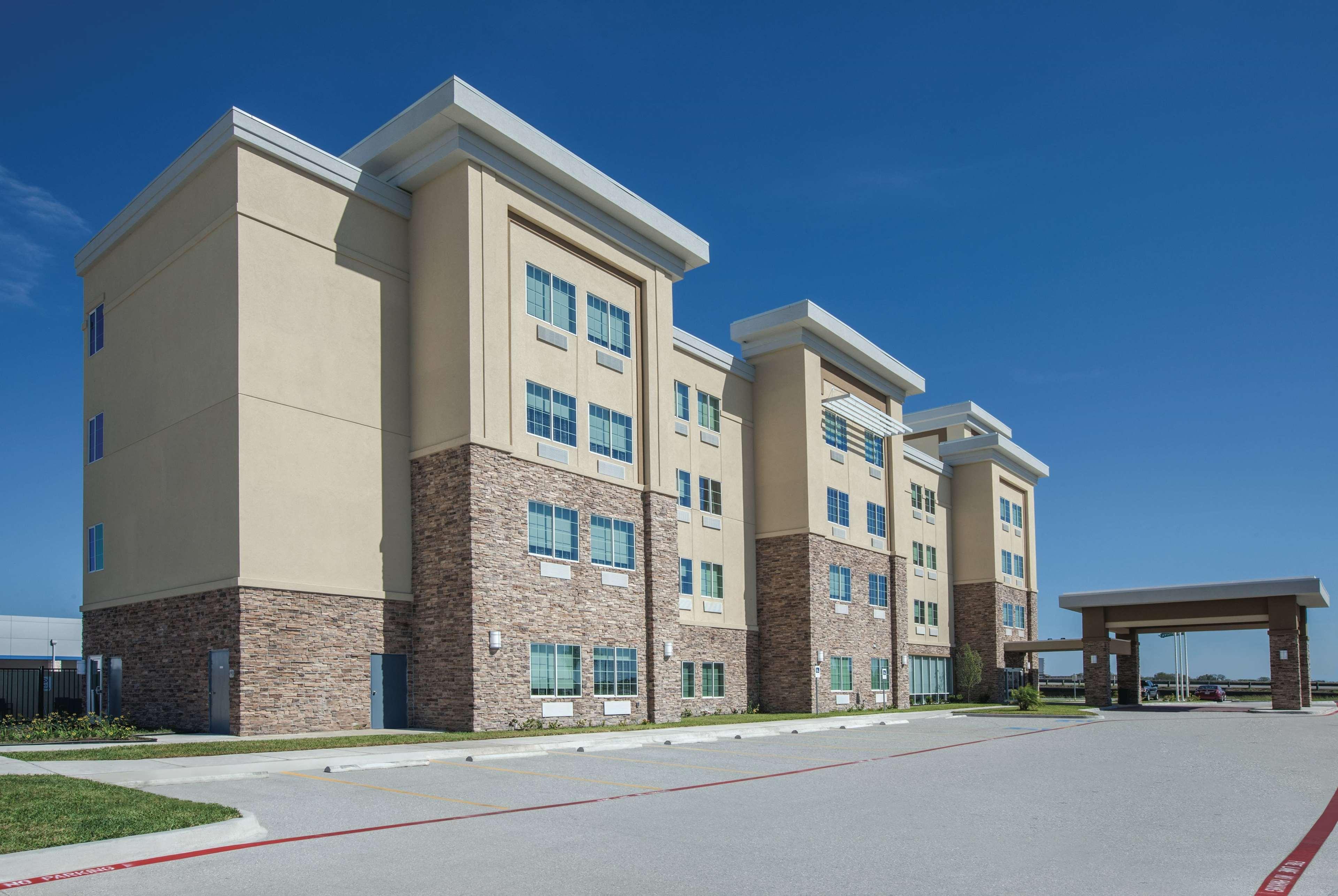 La Quinta By Wyndham Kingsville Bagian luar foto
